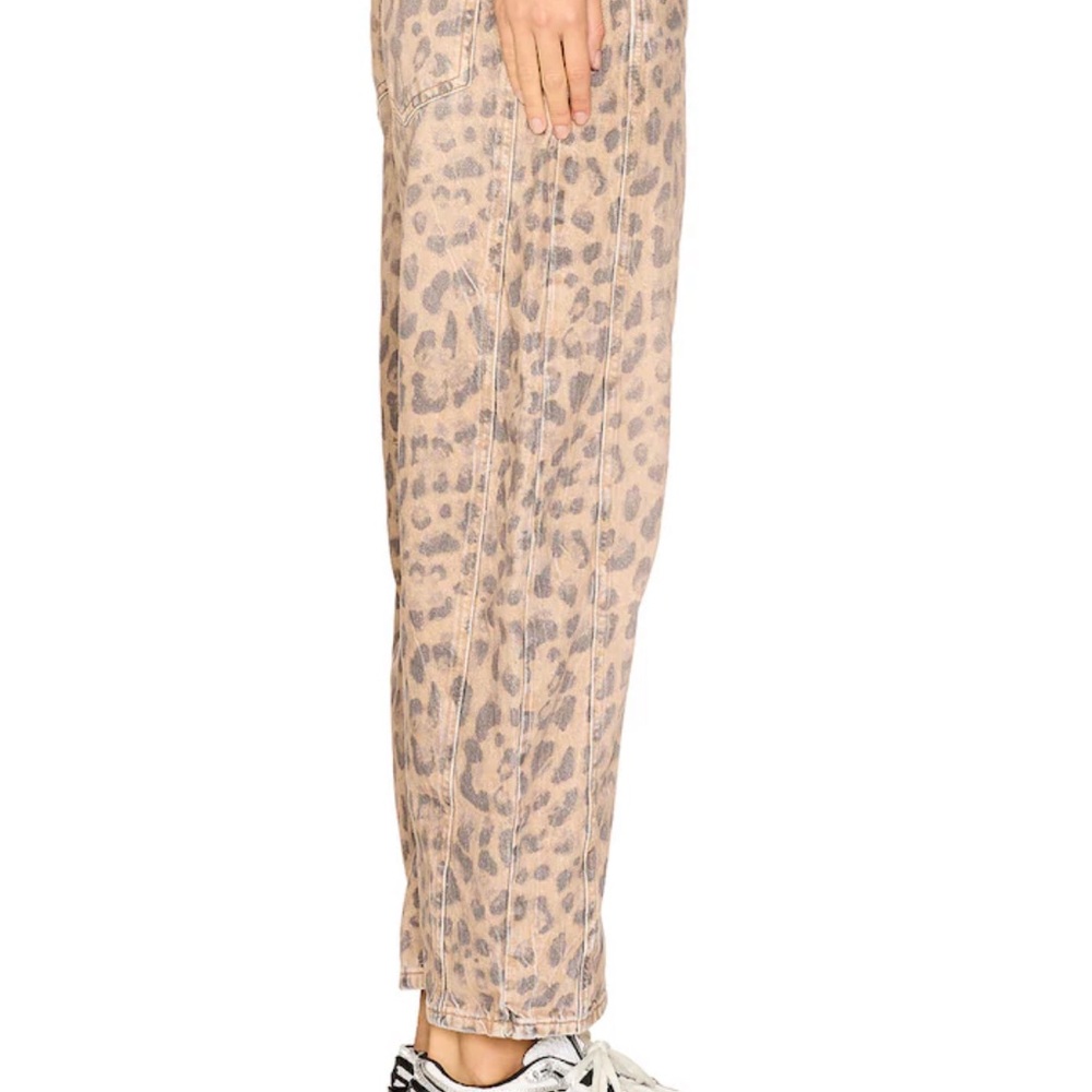 We The Free Good Luck Printed Mid Rise Barrel In Brown Size 26
Free People - Picture 2 of 4
